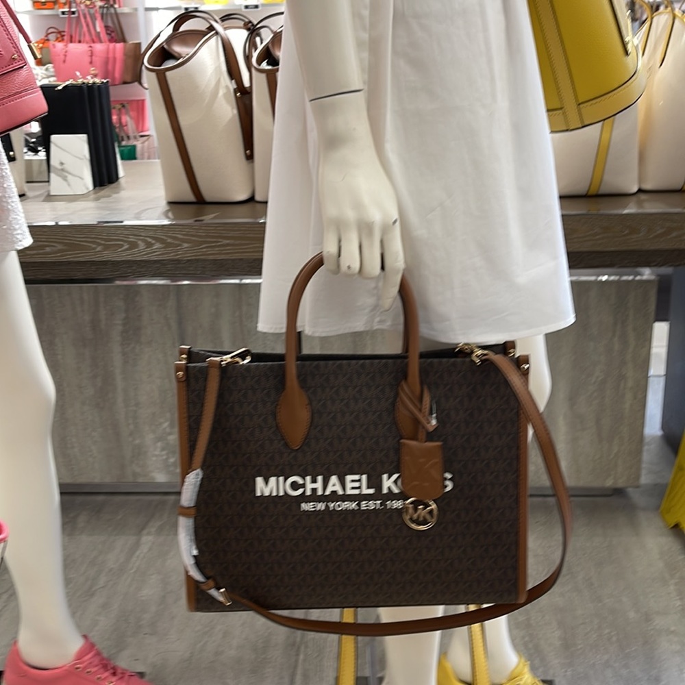 Michael Kors "Mirella" MD EW Tote Brown Shoulder Bag - 35F2G7ZT2B 
Brown 
NWT - Picture 4 of 16